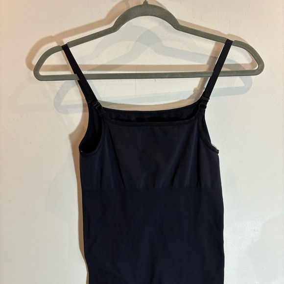 ASSETS BY SPANX Sz L Medium Compression Adjustable Straps Slip Shapewear - Picture 5 of 10